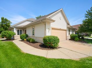 2744 Sandra Ln, Waukesha, WI 53188
