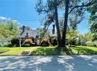 303 Howard St, Mount Airy, NC 27030