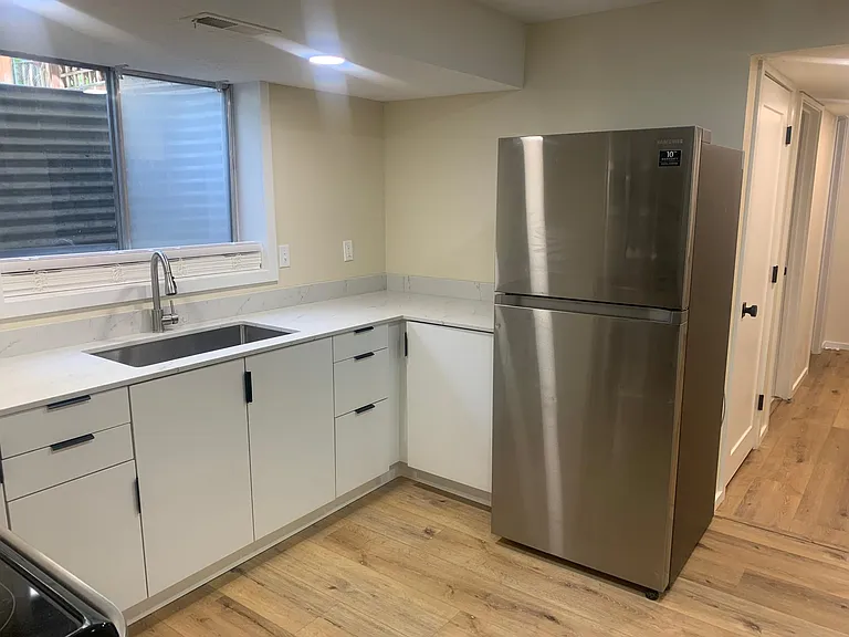 1170 E 550 N — Photo 3