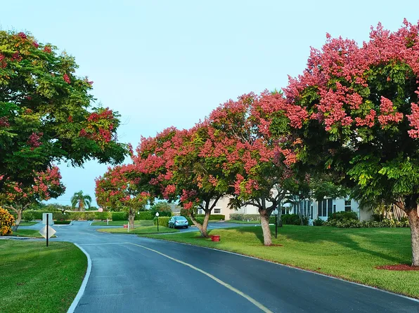 2616 N Garden Drive #202, Lake Worth, FL 33461