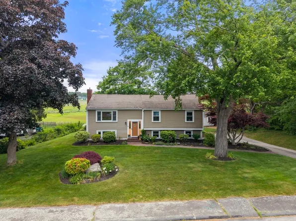 18 Liberty Rd, Marshfield, MA 02050