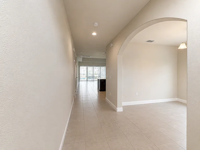 176 Mitchells Mnr — Photo 2