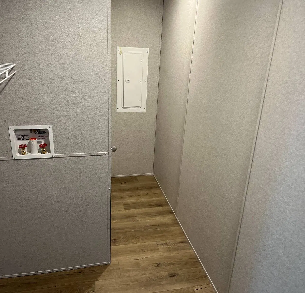 3 bed, 2.0 bath, $995 — Photo 4