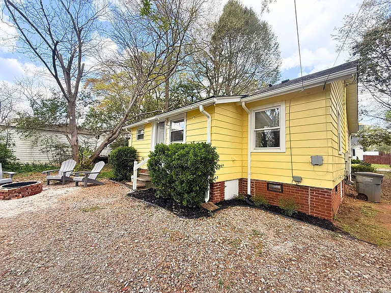11 Brooks Ave — Photo 27