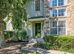 256 Torrey Pine Ct, West Chester, PA 19380