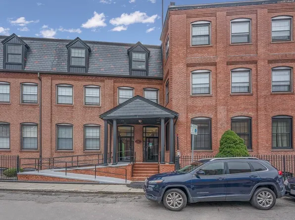 10 Weston Ave APT 417, Quincy, MA 02170