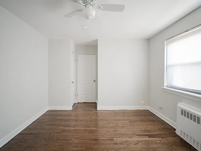 Second Bedroom 7353-3S
