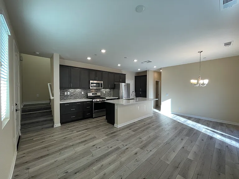 35808 Breckyn Ln — Photo 3