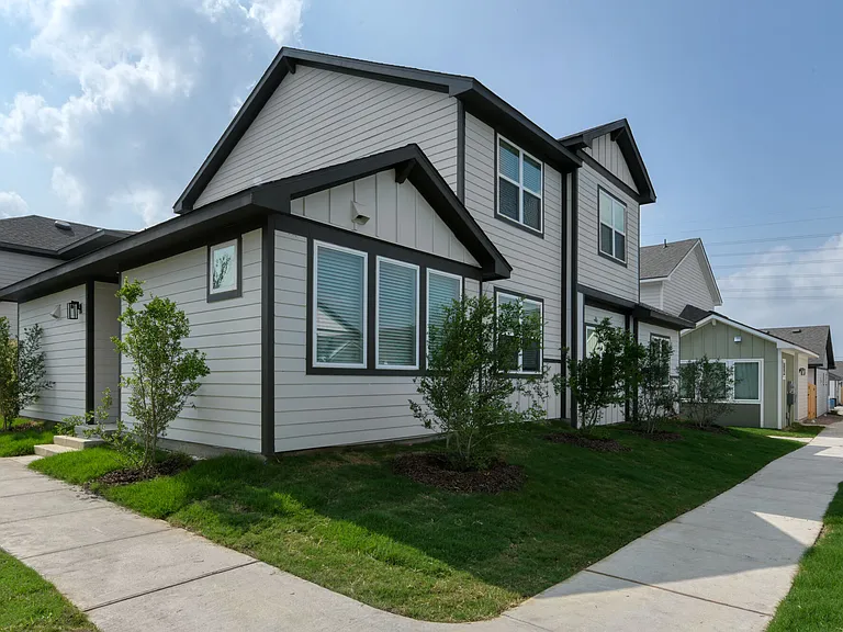 Ascend on Potranco apartments community photo