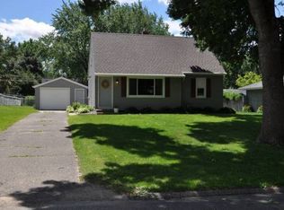 184 Mount Vernon Ave E, Maplewood, MN 55117