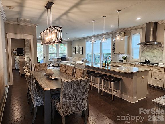 4th image of 607 Sugar Magnolia Pl