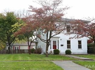 404 S Darst St, Eureka, IL