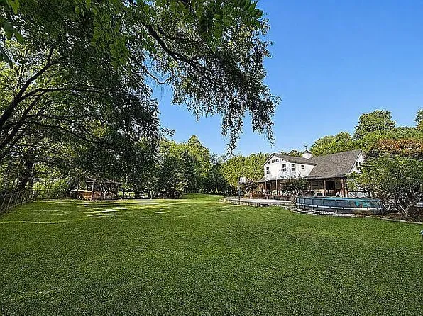 2675 Kelley Ln, Hiawassee, GA 30546