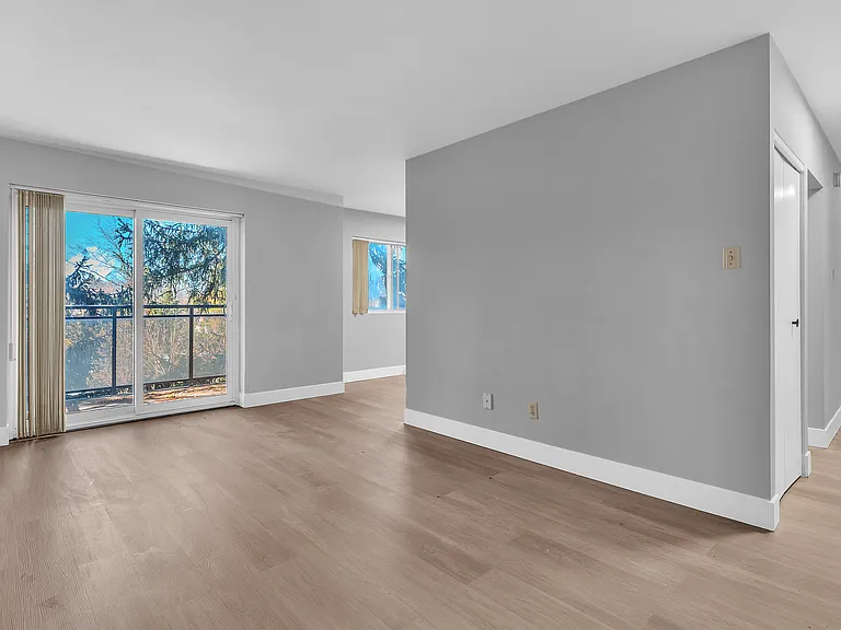 104 Devonshire Ave #301 — Photo 7