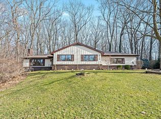 4122 Timberview Dr, Howell, MI 48843