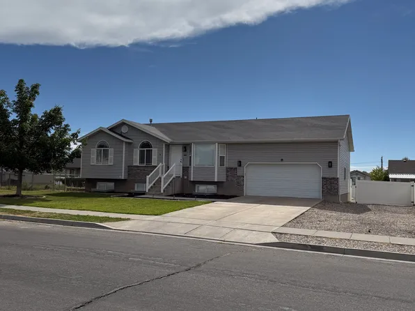1987 N 1350 W, Clinton, UT 84015