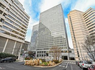 1111 19th St N APT 1404, Arlington, VA 22209