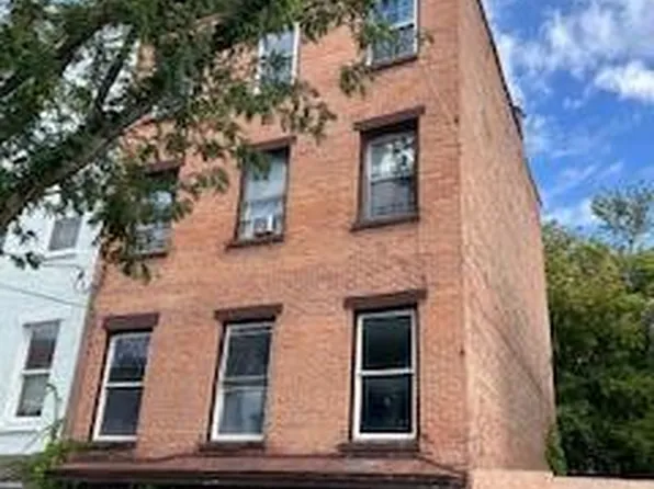 95 Clinton Avenue, Albany, NY 12210