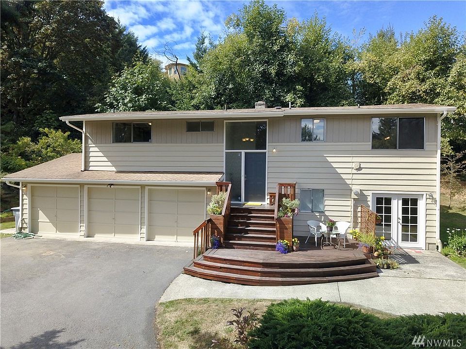1st image of 6114 Browns Point Blvd NE