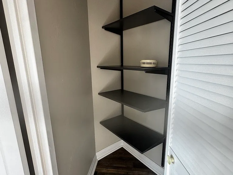300 Riverfront Dr #11G — Photo 9
