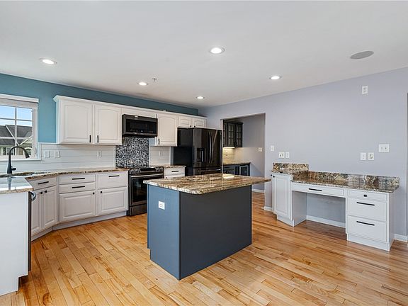2nd image of 145 Kensington Dr