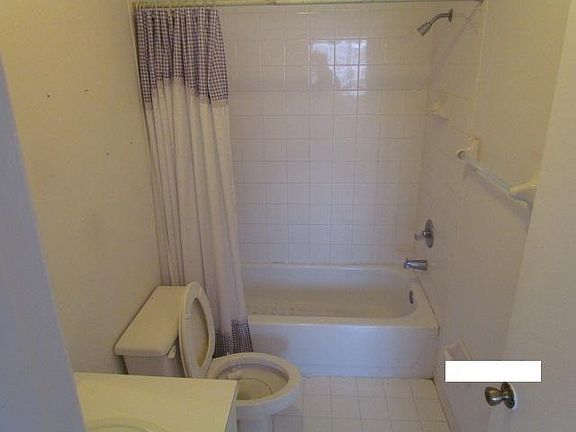 4th image of 8527 SW 109th Ave #8527