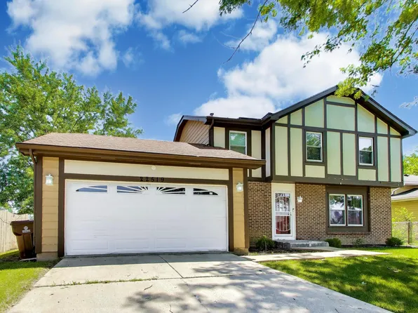 22519 Clarendon Ave, Richton Park, IL 60471
