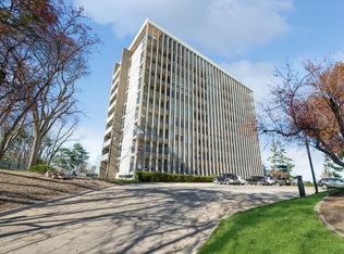 2222 1st Ave NE APT 205, Cedar Rapids, IA 52402