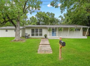 309 E Kay St, Dayton, TX 77535
