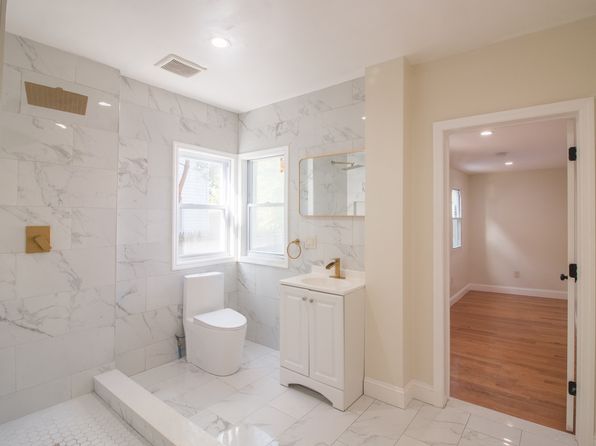 187-189 Littleton Ave #1