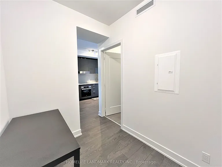 11 Lillian St #1105 — Photo 11