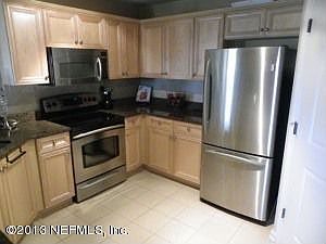 3rd image of 400 E Bay St Suite 207