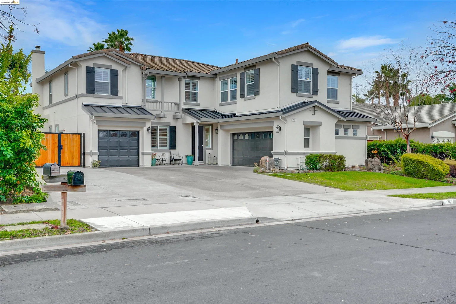 740 Campanello Way photo 1