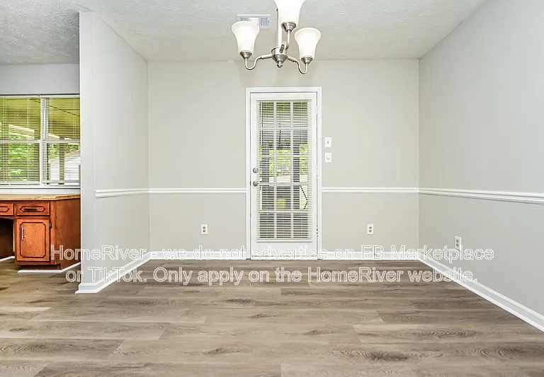 220 Summertown Dr — Photo 4