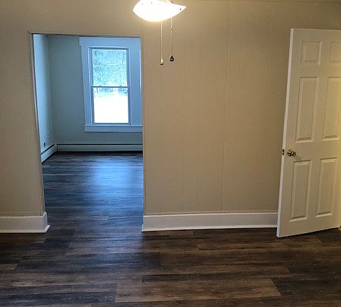 3rd image of 114 Fairfield Ave #2
