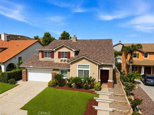 152 Alabaster Loop, Perris, CA 92570