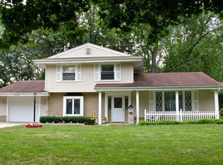 1992 Heatherlawn Dr, Toledo, OH 43614