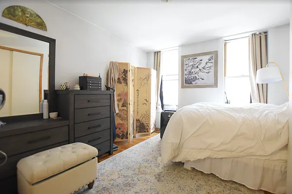 Rented by REAL New York | media 2