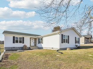 54 Hickman Hwy, Gordonsville, TN 38563
