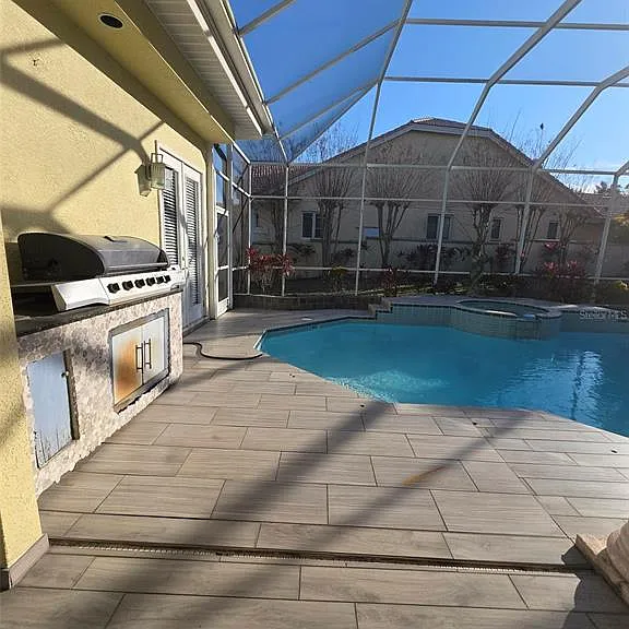 7600 Debeaubien Dr — Photo 12
