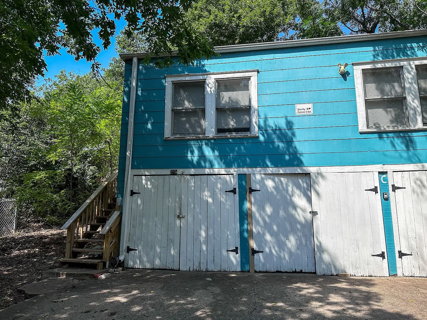 202 E 31st Unit C — Photo 1
