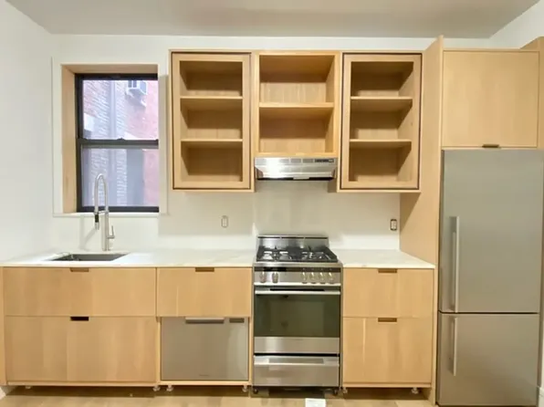209 West 107th Street image 1 of 8