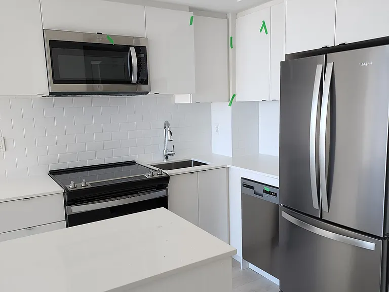 1461 Lawrence Ave W #1501 — Photo 9