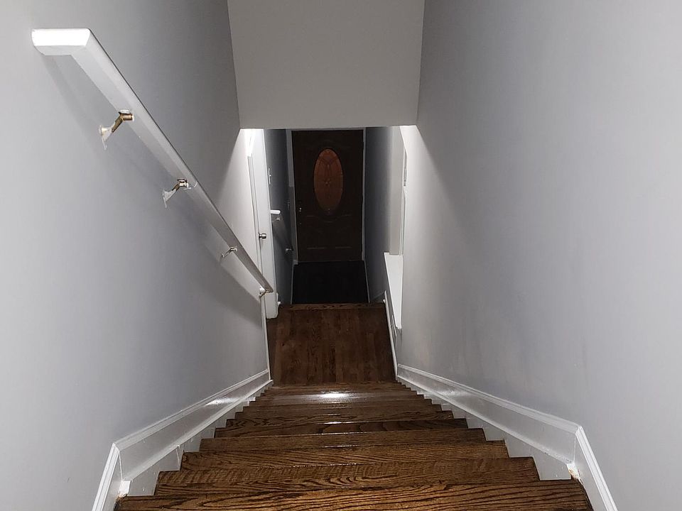 1st image of 1086 William St Floor 2