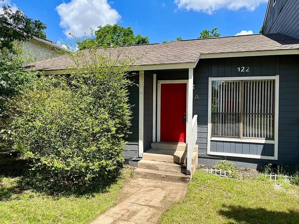 122 Hillside Dr
