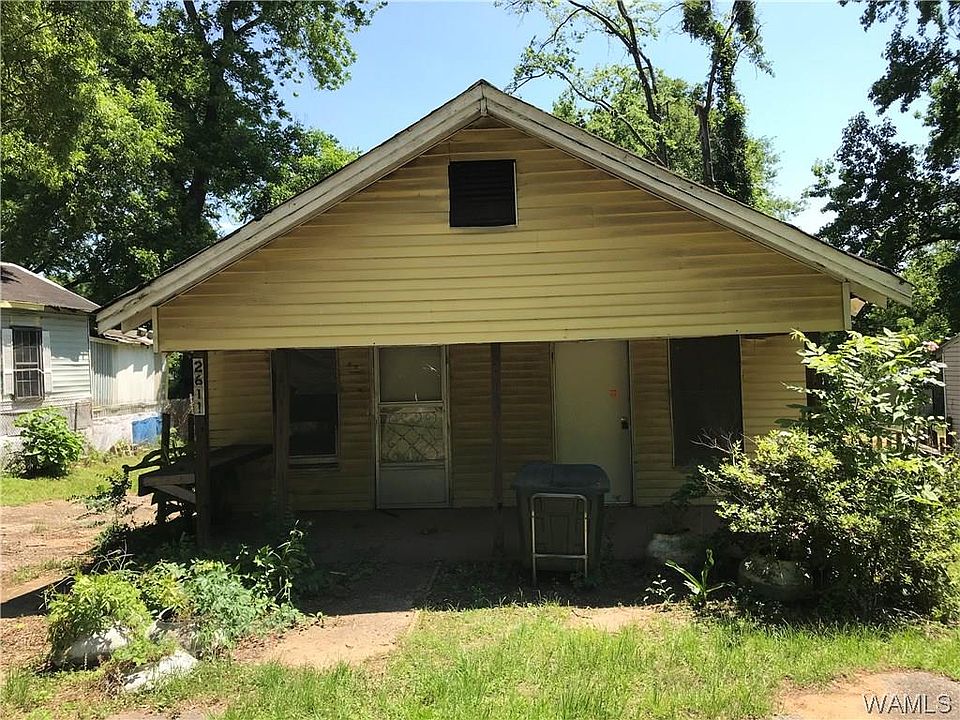 1st image of 2611 22nd St