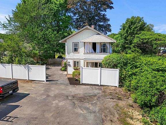 2nd image of 38-38R Bass Ave
