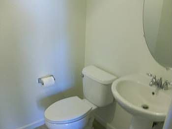 3rd image of 5321 Matina Dr