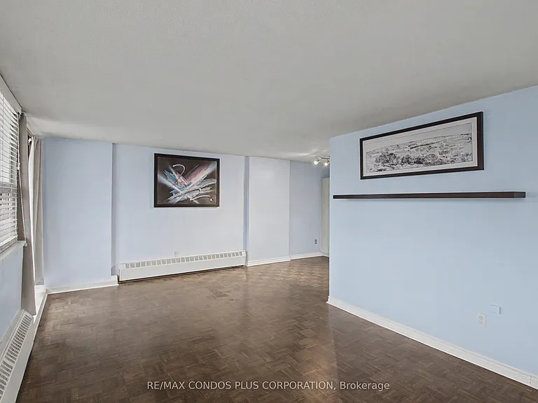 5949 Yonge St #208 — Photo 9