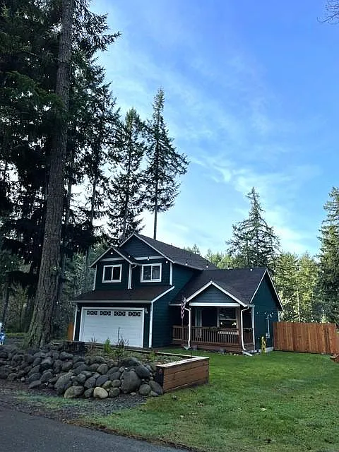3 bed, 2.5 bath, 1284 sqft, $2,400 — Photo 3